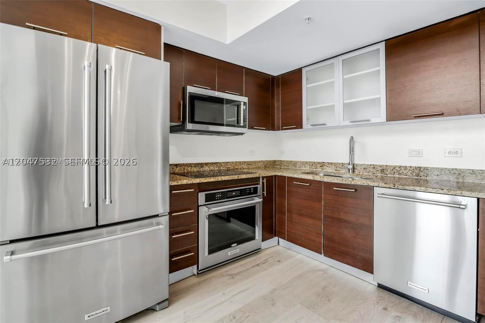 41 SE 5th St #1709, Miami FL 33131