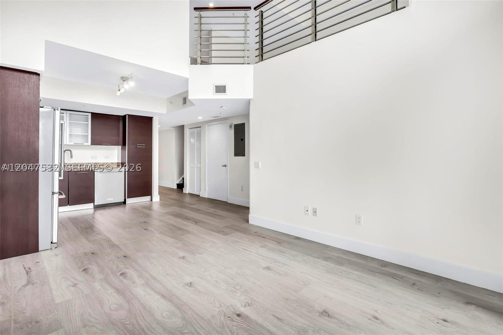 41 SE 5th St #1709, Miami FL 33131