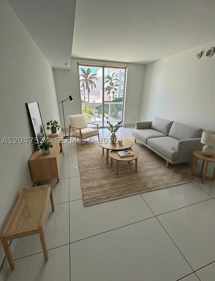 244 Biscayne Blvd #1009, Miami FL 33132