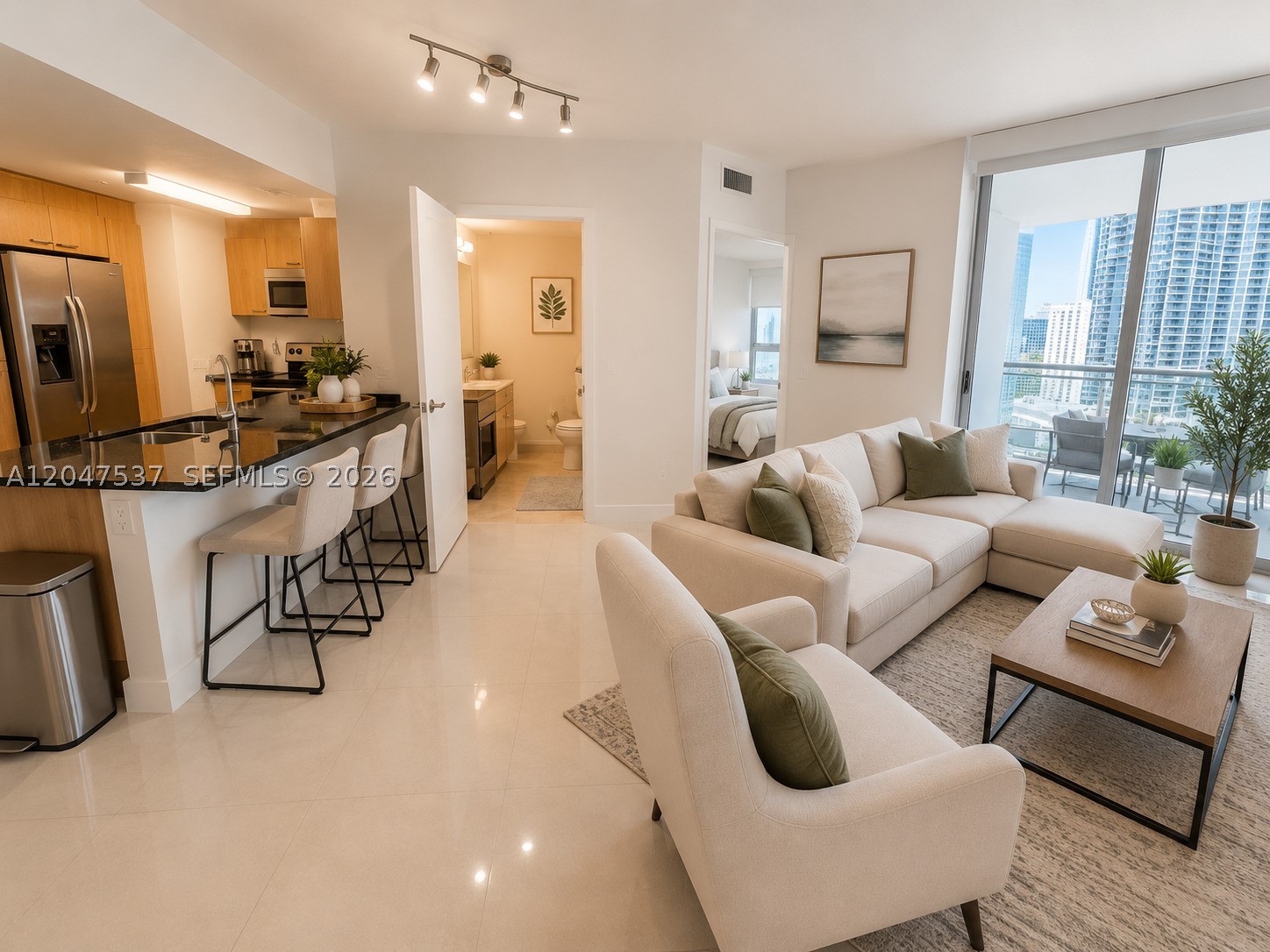 350 S Miami Ave #3304, Miami FL 33130