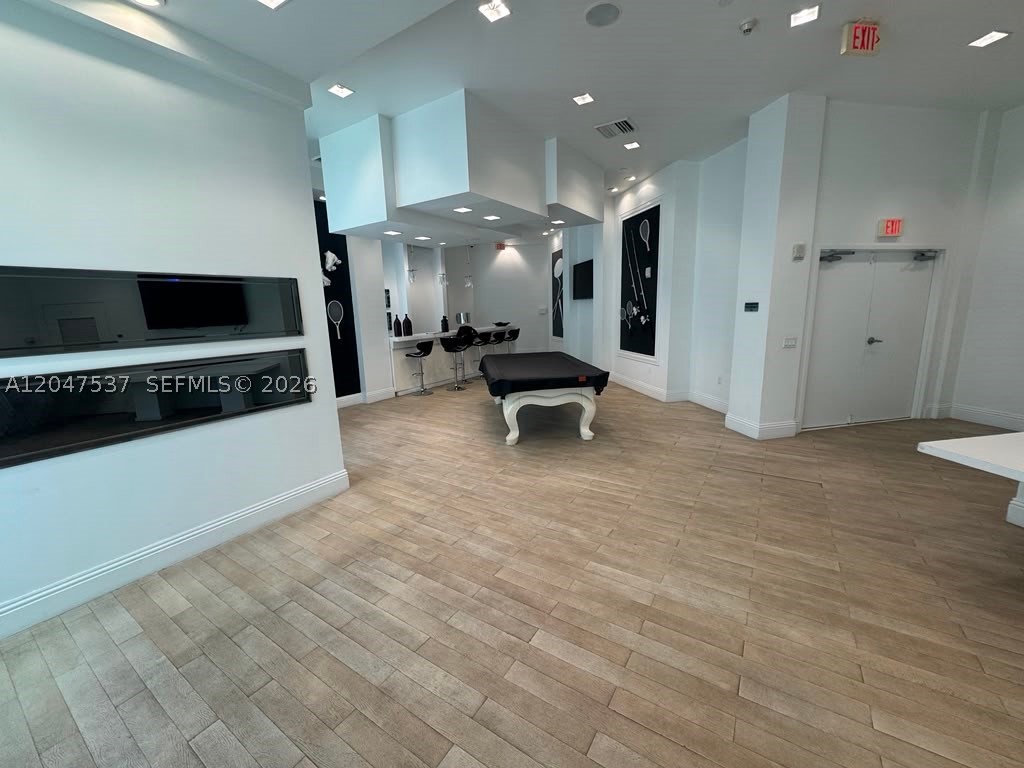 350 S Miami Ave #3304, Miami FL 33130