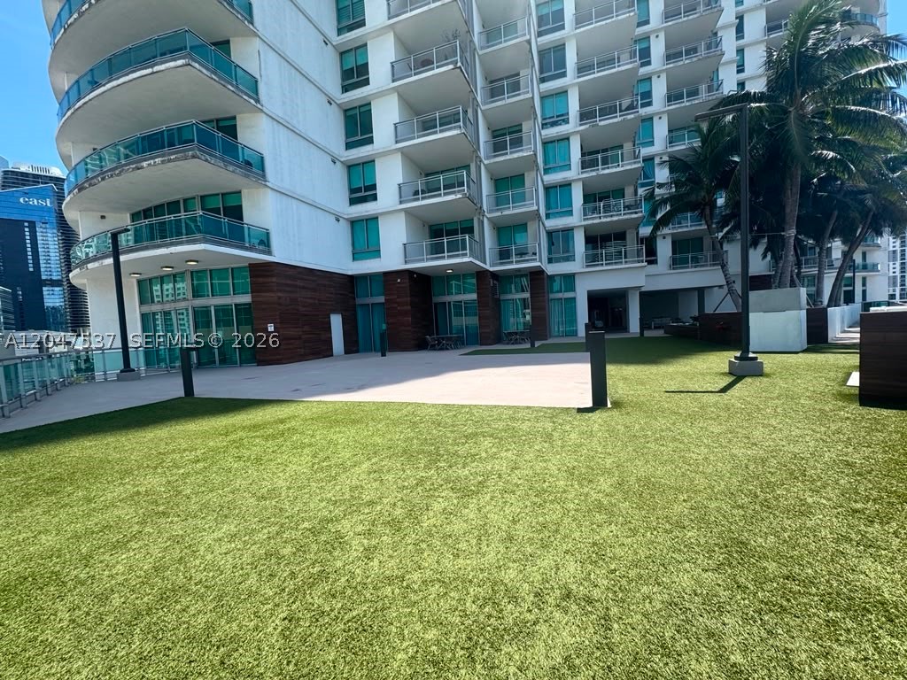 350 S Miami Ave #3304, Miami FL 33130