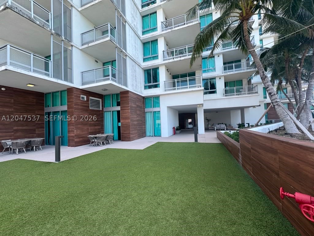 350 S Miami Ave #3304, Miami FL 33130