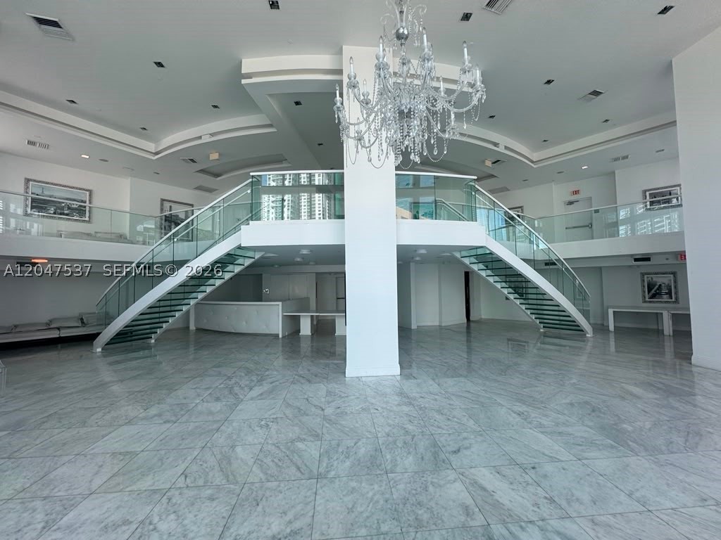350 S Miami Ave #3304, Miami FL 33130