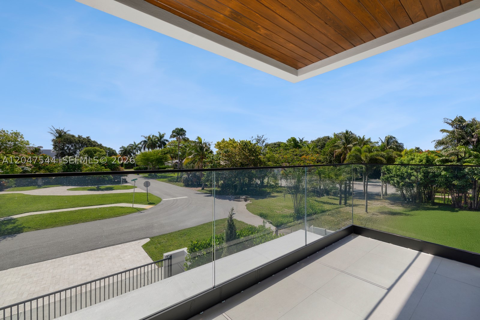 1099 NE 4th Ave, Boca Raton FL 33432