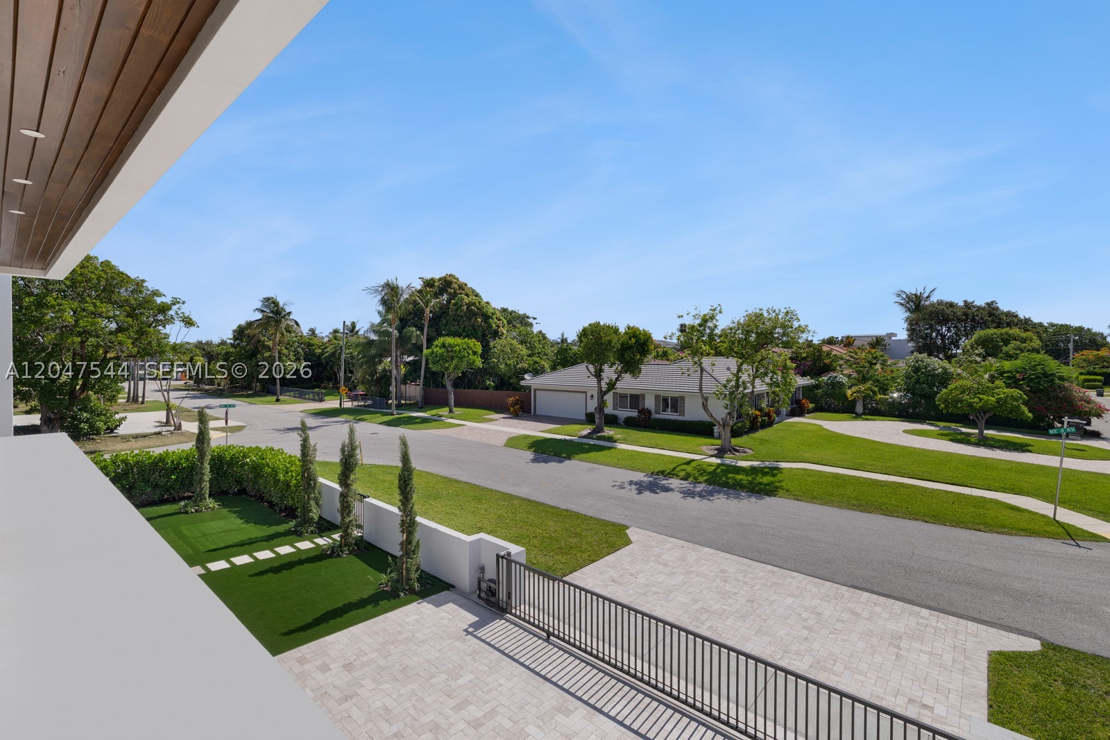 1099 NE 4th Ave, Boca Raton FL 33432