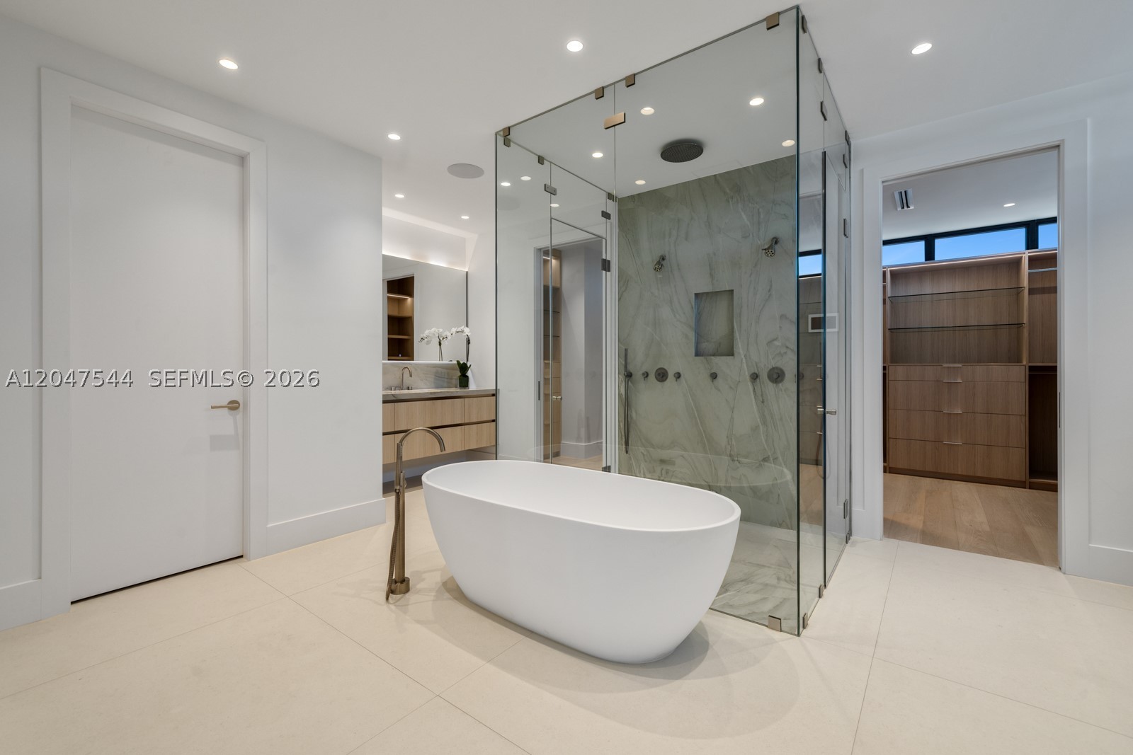 1099 NE 4th Ave, Boca Raton FL 33432