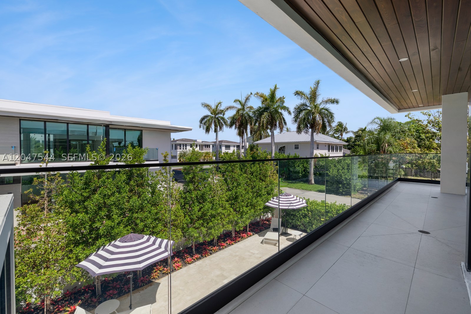 1099 NE 4th Ave, Boca Raton FL 33432