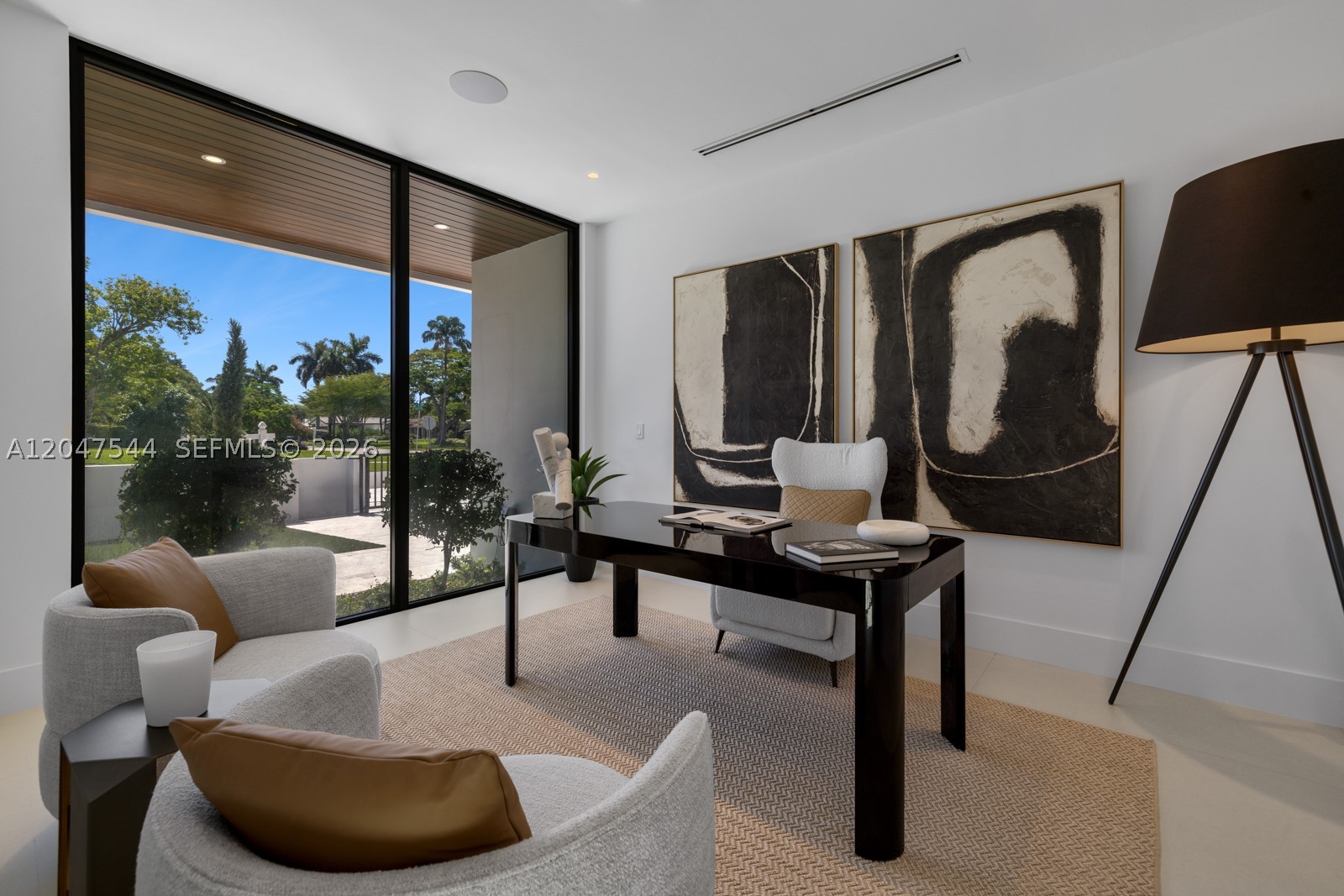 1099 NE 4th Ave, Boca Raton FL 33432