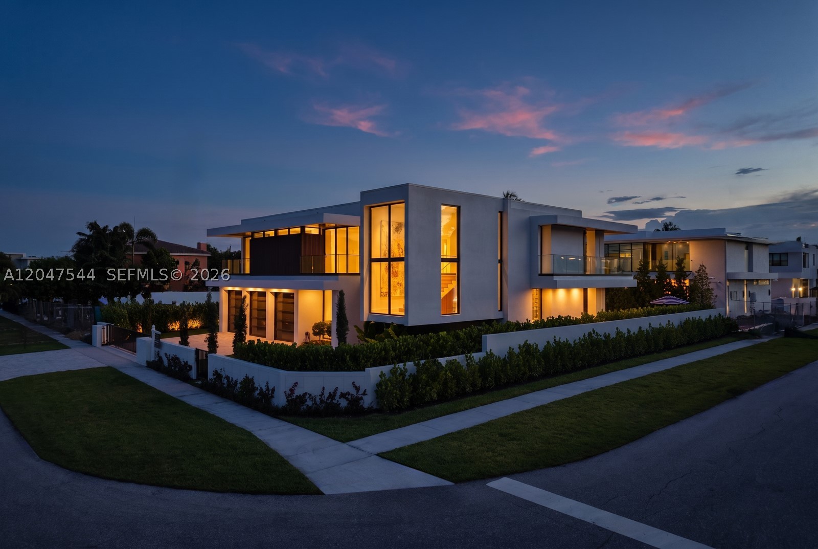 1099 NE 4th Ave, Boca Raton FL 33432
