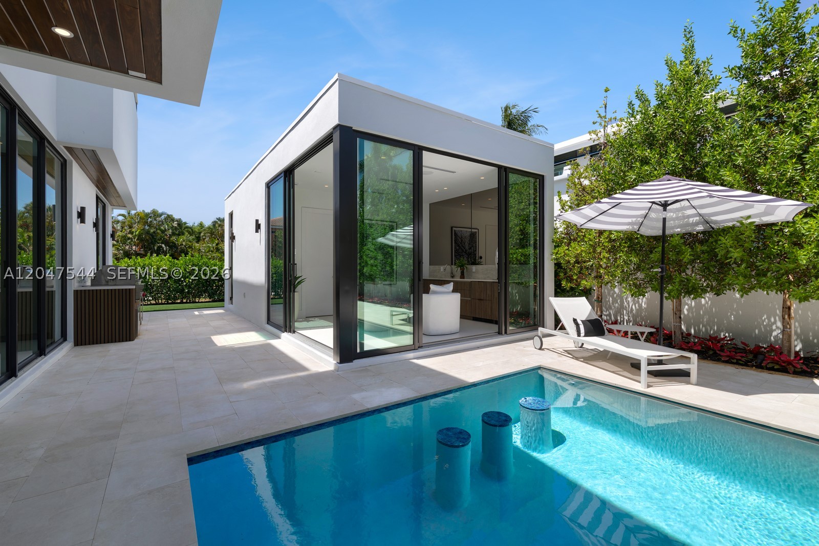 1099 NE 4th Ave, Boca Raton FL 33432