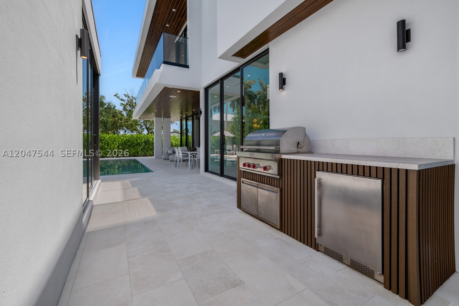1099 NE 4th Ave, Boca Raton FL 33432