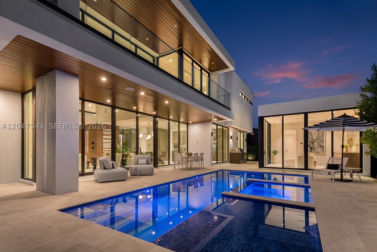 1099 NE 4th Ave, Boca Raton FL 33432