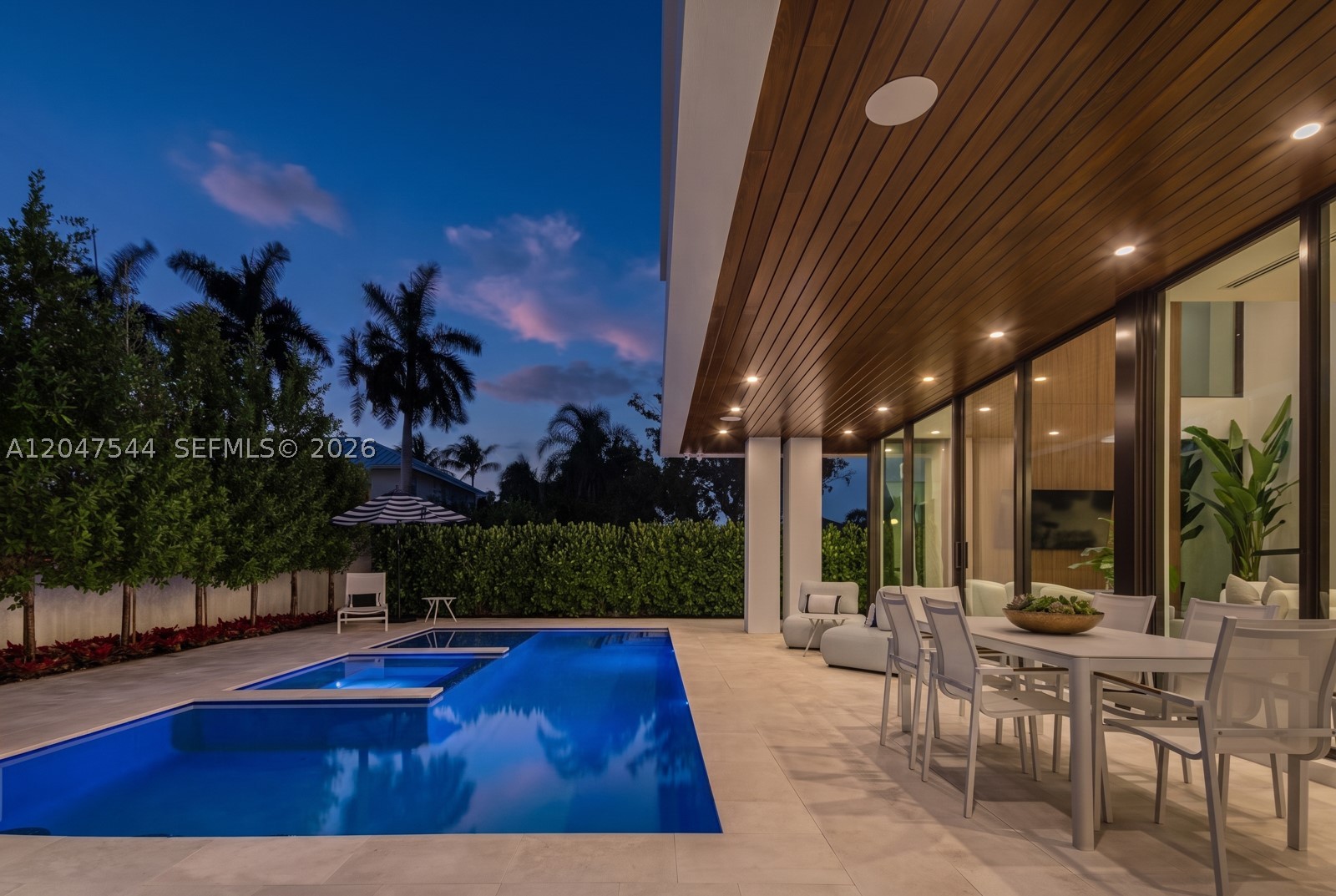 1099 NE 4th Ave, Boca Raton FL 33432