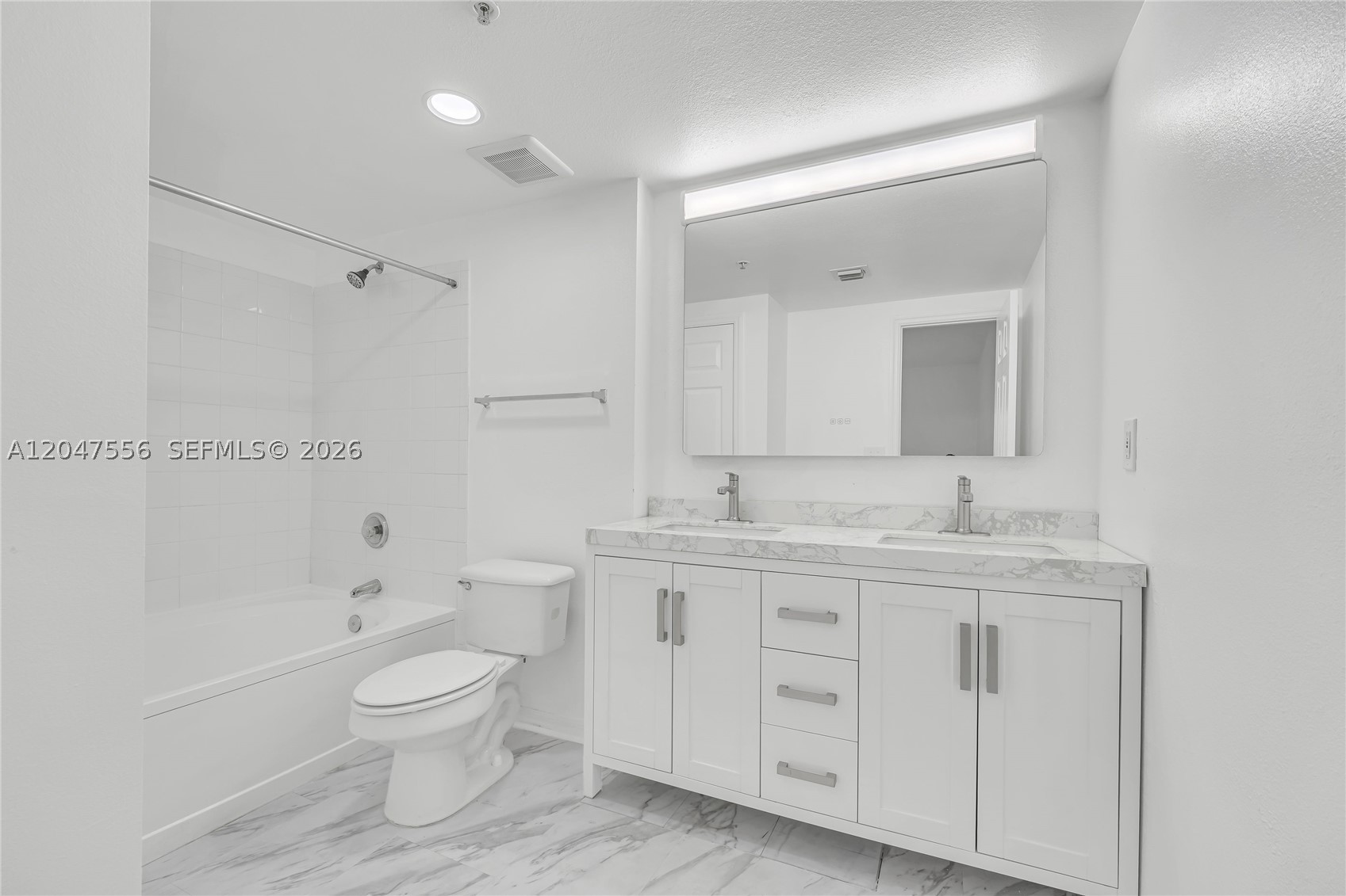 215 SW 117th Ter #14306, Pembroke Pines FL 33025