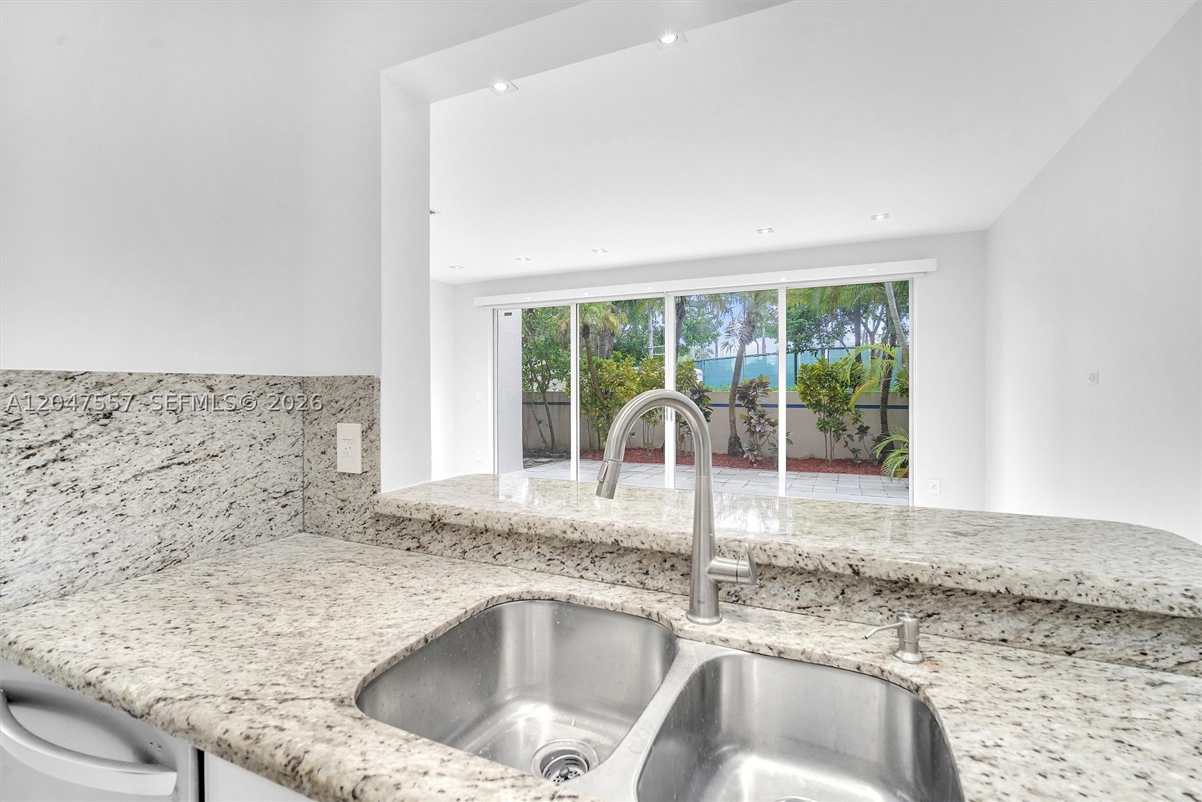 21391 Marina Cove Cir #14-K, Aventura FL 33180