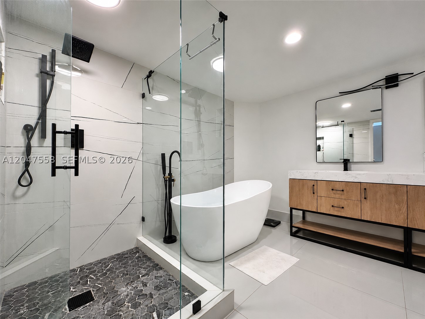 3640 Yacht Club Dr #1903, Aventura FL 33180