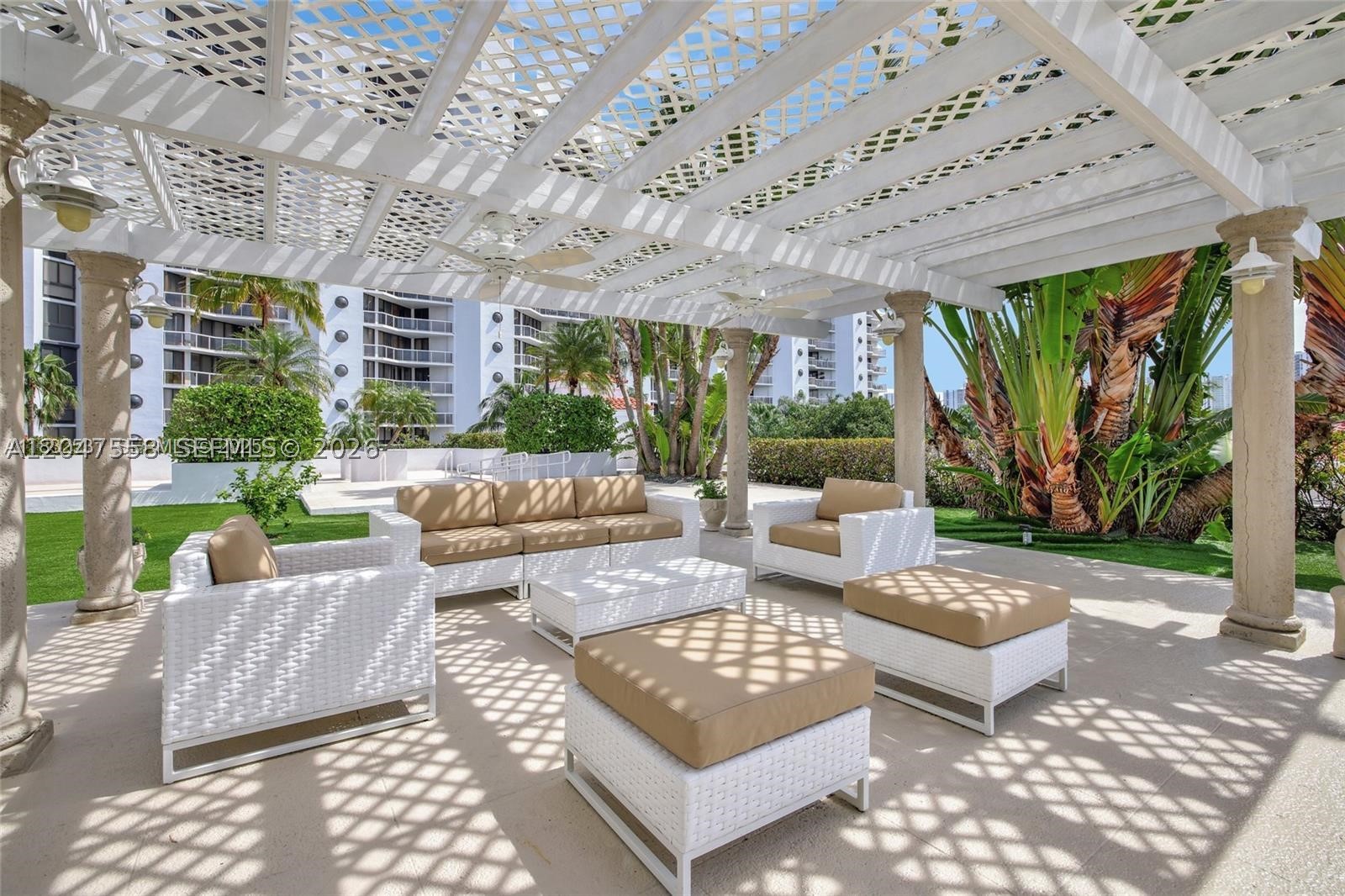 3640 Yacht Club Dr #1903, Aventura FL 33180