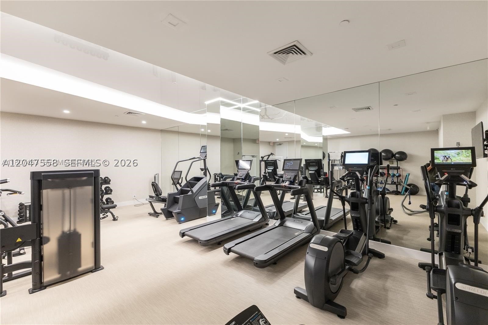 3640 Yacht Club Dr #1903, Aventura FL 33180