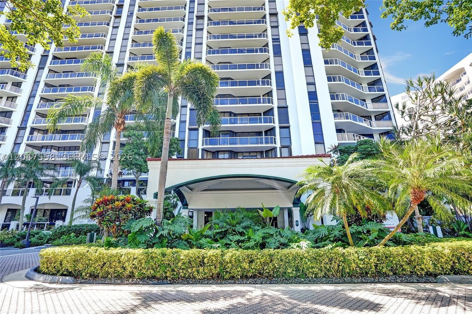 3640 Yacht Club Dr #1903, Aventura FL 33180