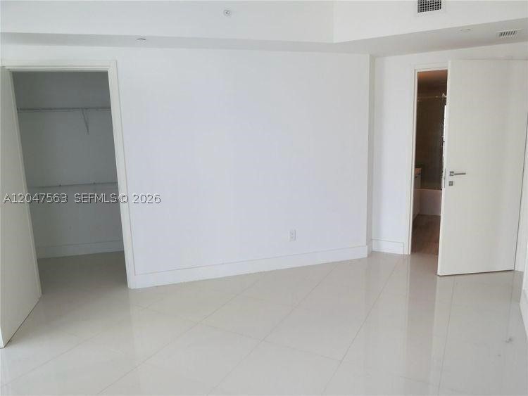 1300 Brickell Bay Dr #1110, Miami FL 33131