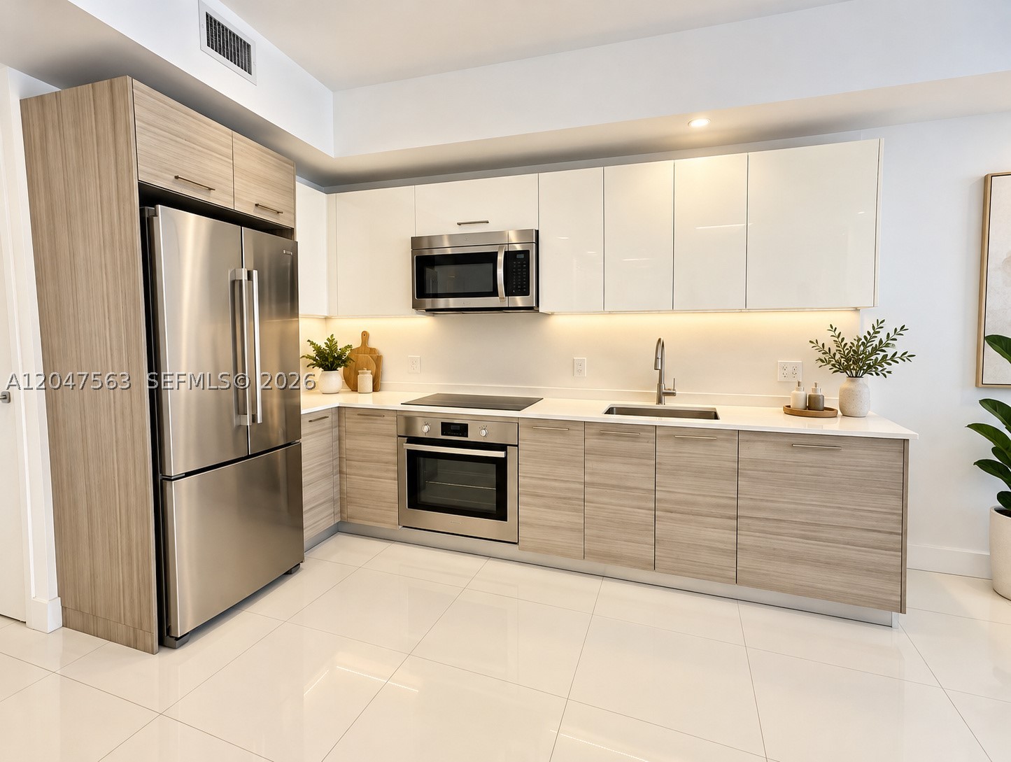 1300 Brickell Bay Dr #1110, Miami FL 33131