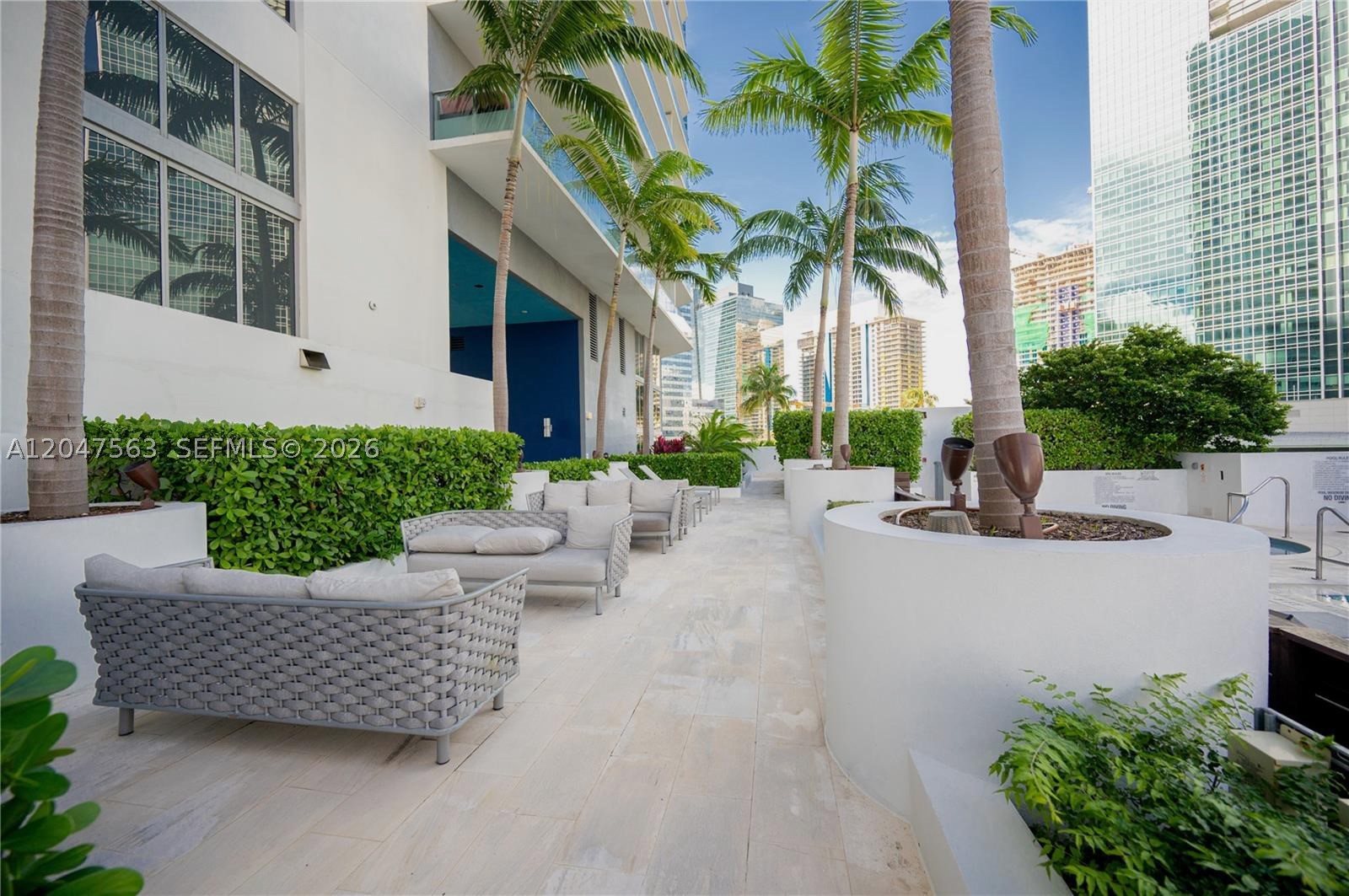 1300 Brickell Bay Dr #1110, Miami FL 33131