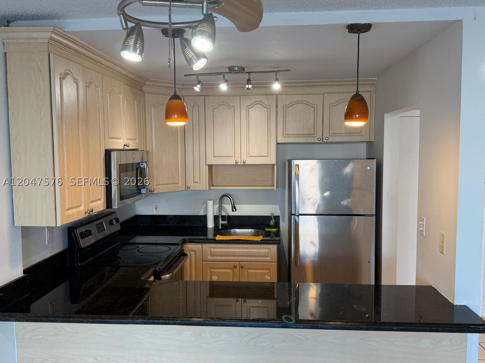 1990 Marseille Dr #303, Miami Beach FL 33141