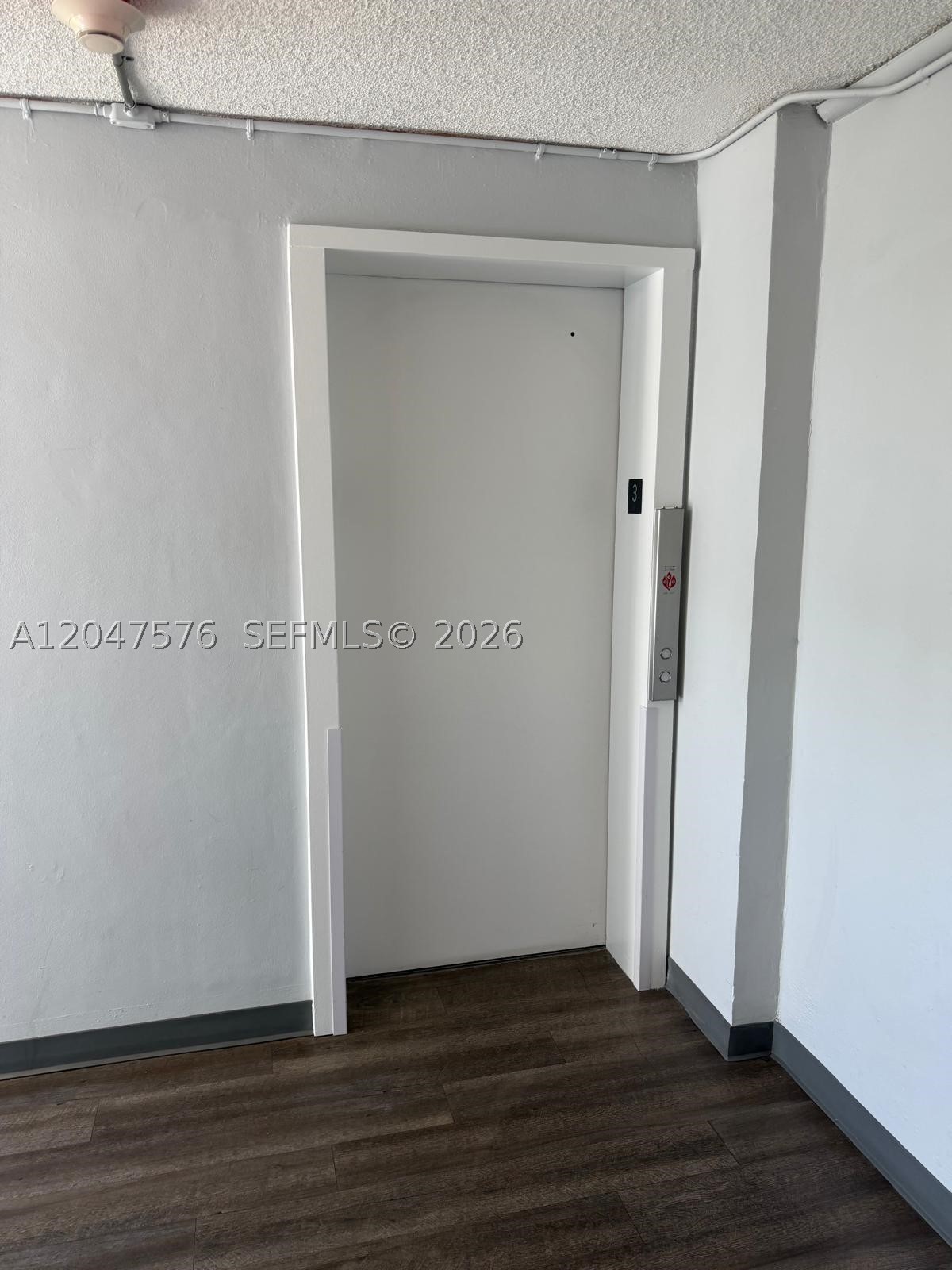 1990 Marseille Dr #303, Miami Beach FL 33141