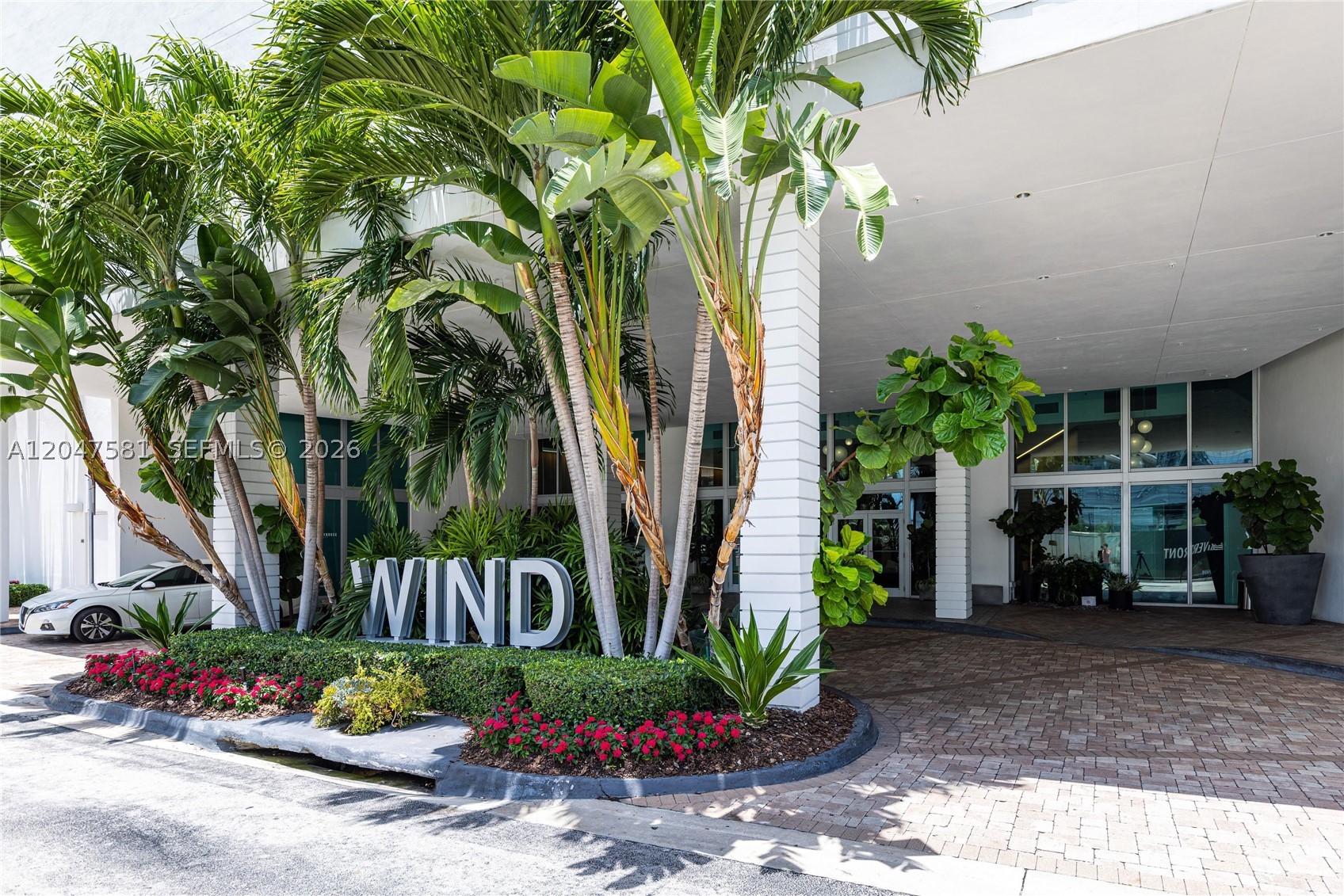 350 S Miami Ave #2108, Miami FL 33130