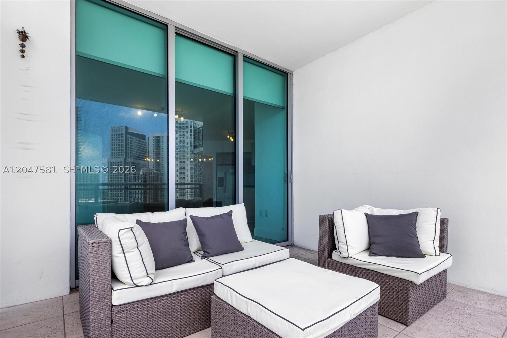 350 S Miami Ave #2108, Miami FL 33130