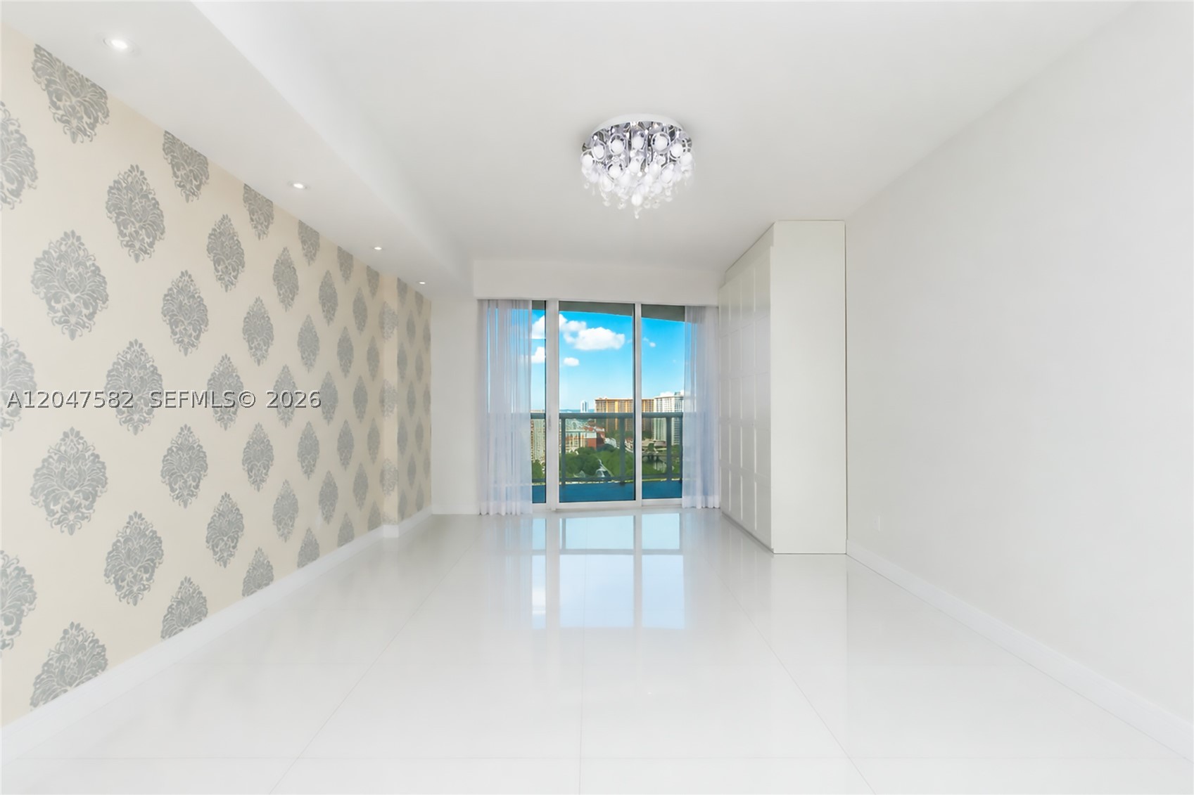 17201 Collins Ave #1807, Sunny Isles Beach FL 33160