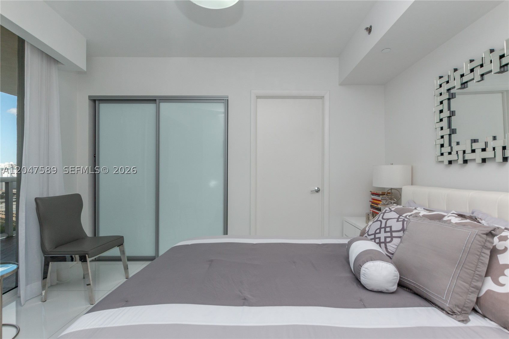 17201 Collins Ave #1807, Sunny Isles Beach FL 33160