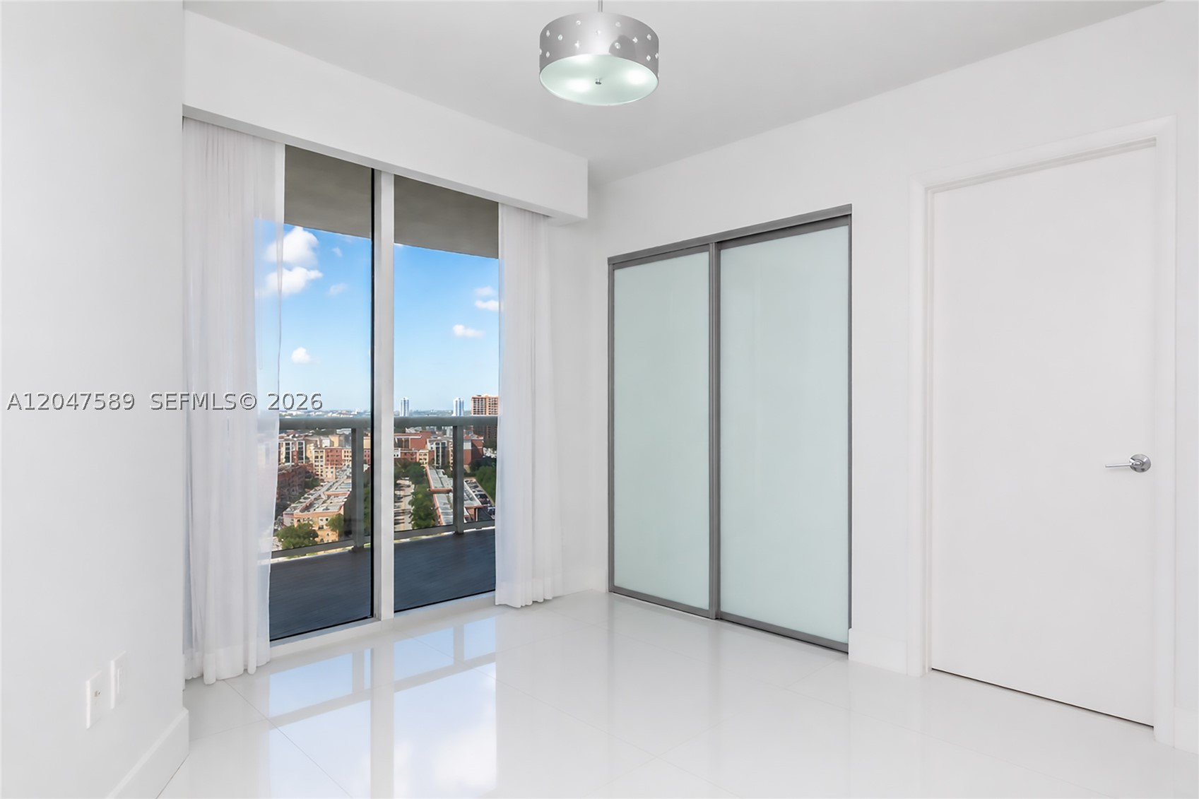 17201 Collins Ave #1807, Sunny Isles Beach FL 33160