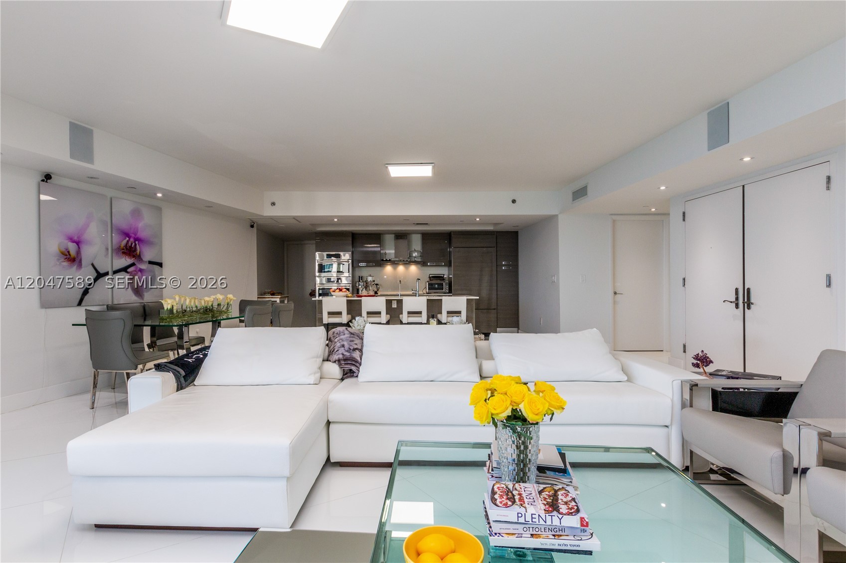 17201 Collins Ave #1807, Sunny Isles Beach FL 33160