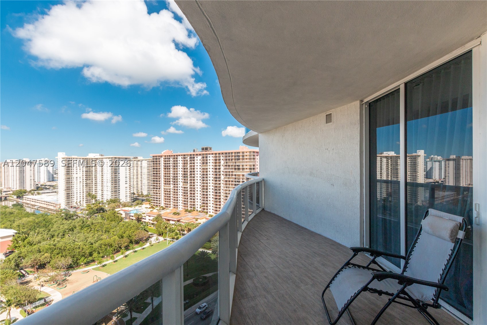 17201 Collins Ave #1807, Sunny Isles Beach FL 33160