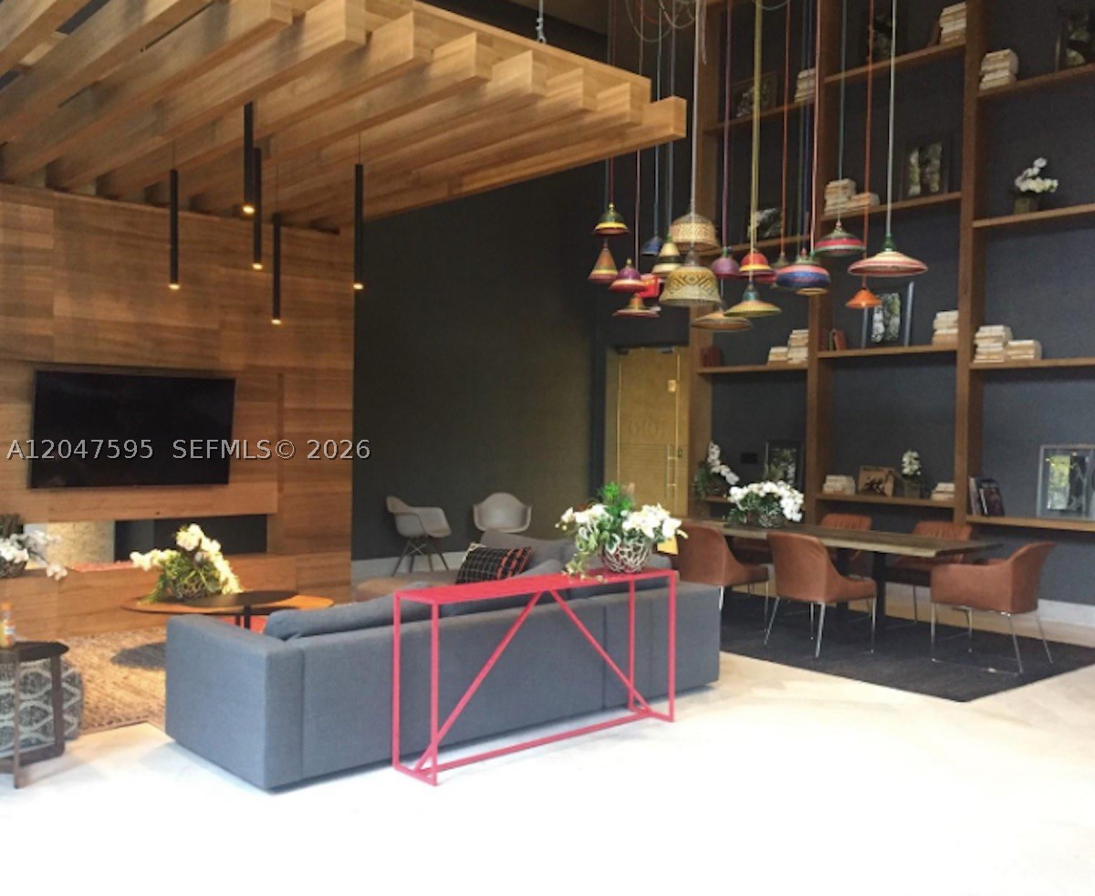 1010 Brickell Ave #3709, Miami FL 33131