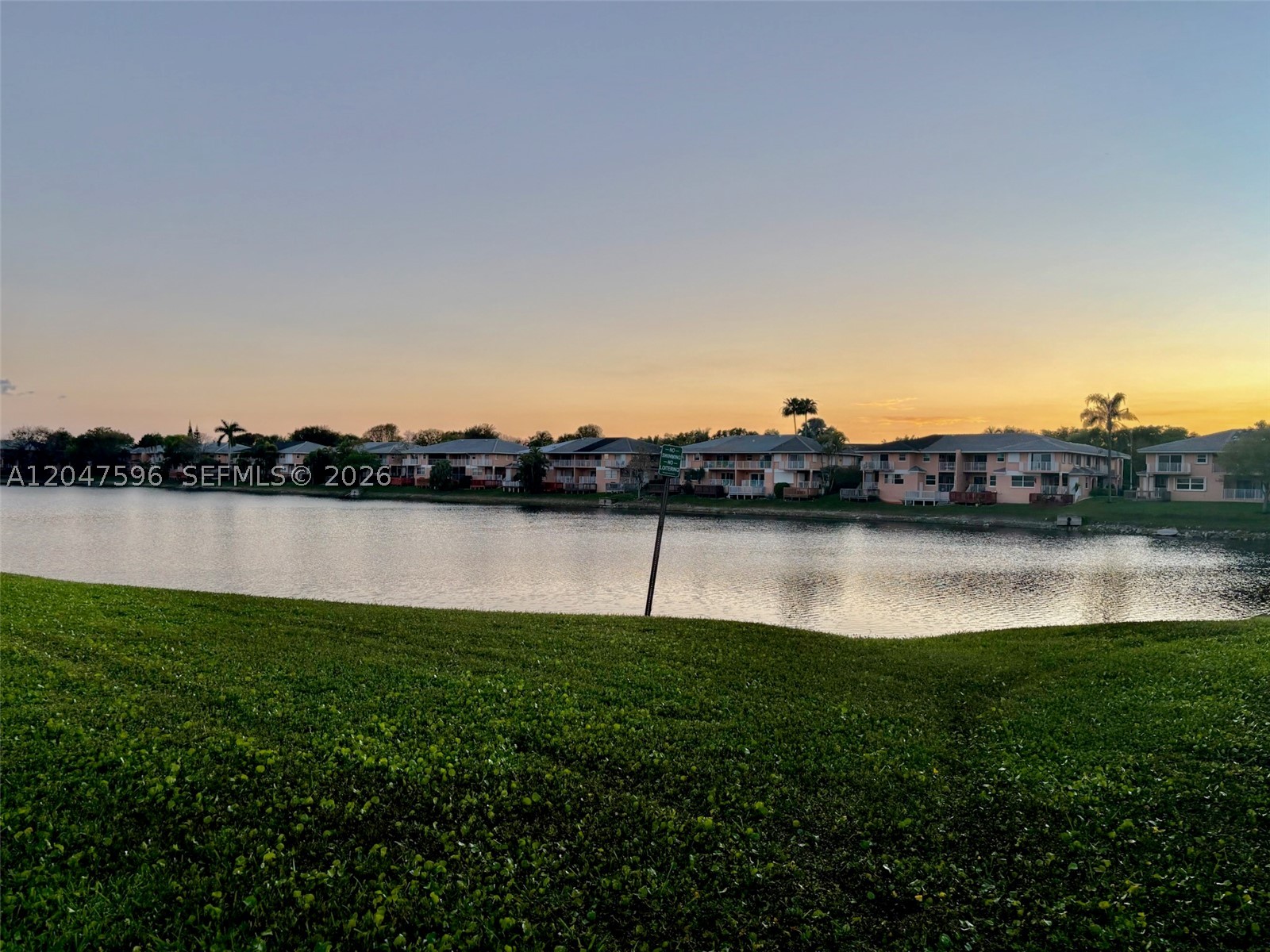 3200 NW 46th St #205, Oakland Park FL 33309