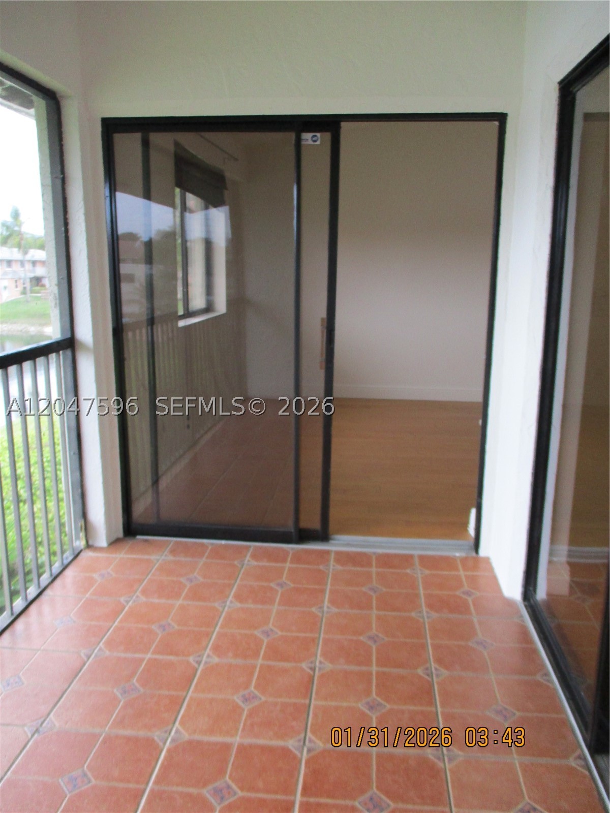 3200 NW 46th St #205, Oakland Park FL 33309