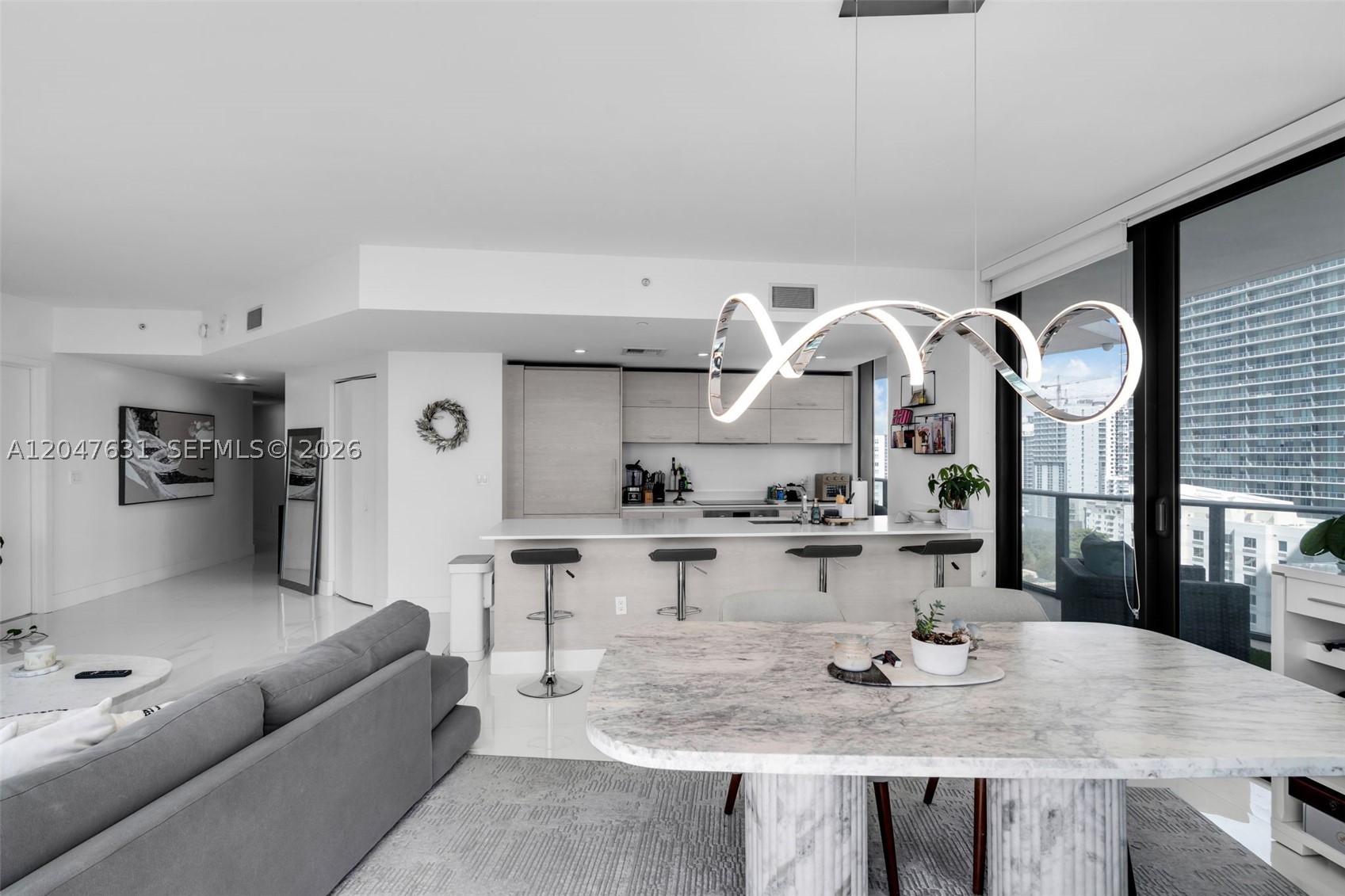 1300 S Miami Ave #1601, Miami FL 33130