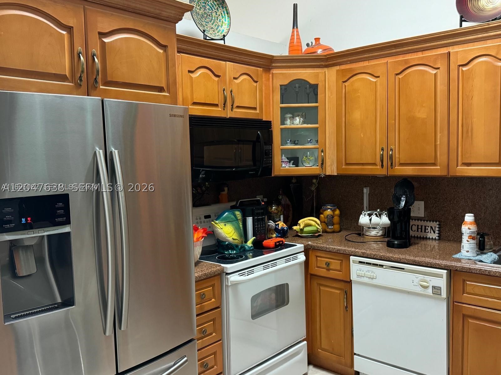 8805 NW 113th St, Hialeah Gardens FL 33018
