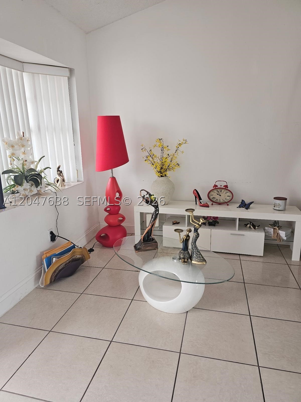 8805 NW 113th St, Hialeah Gardens FL 33018