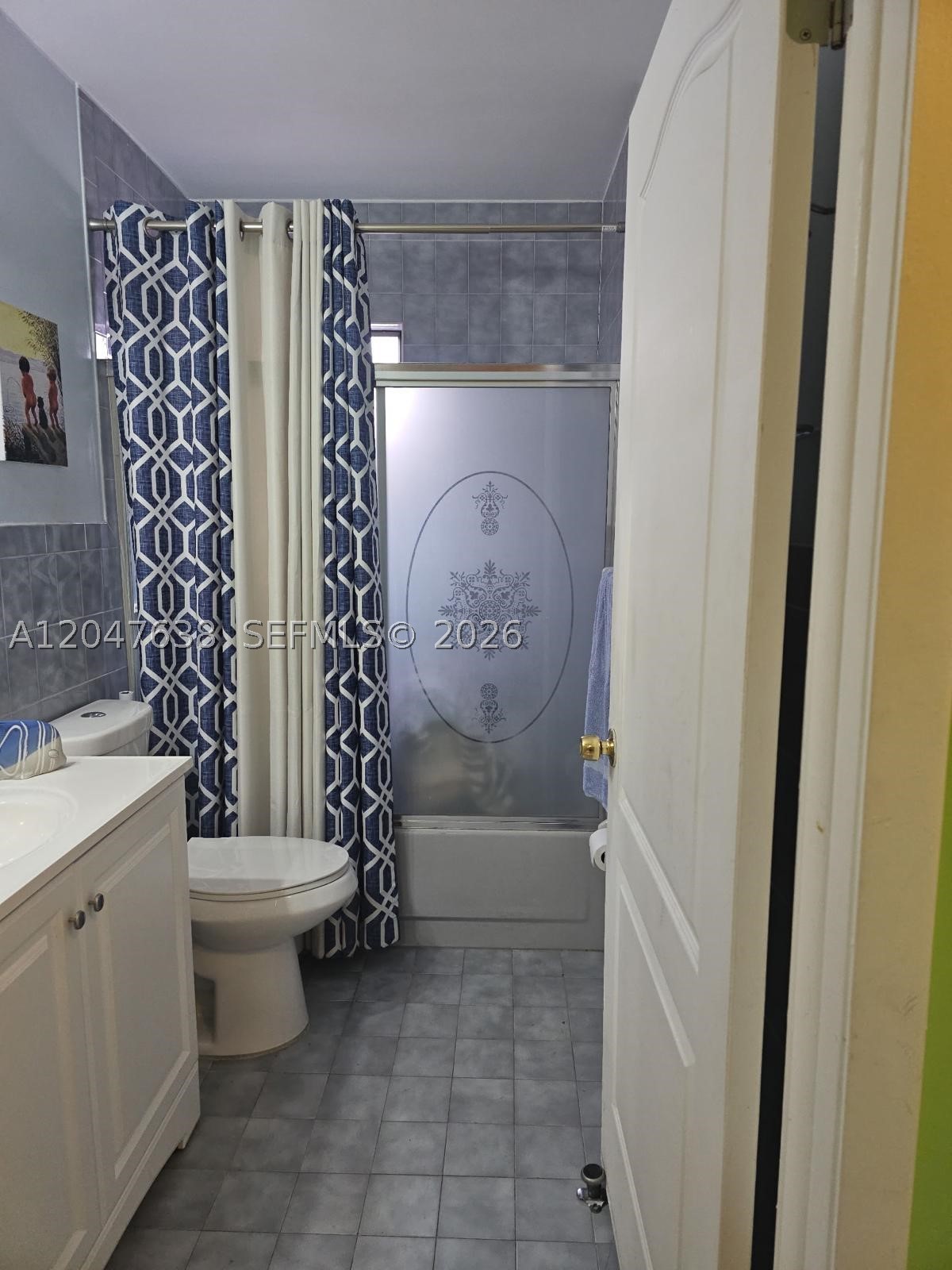 8805 NW 113th St, Hialeah Gardens FL 33018