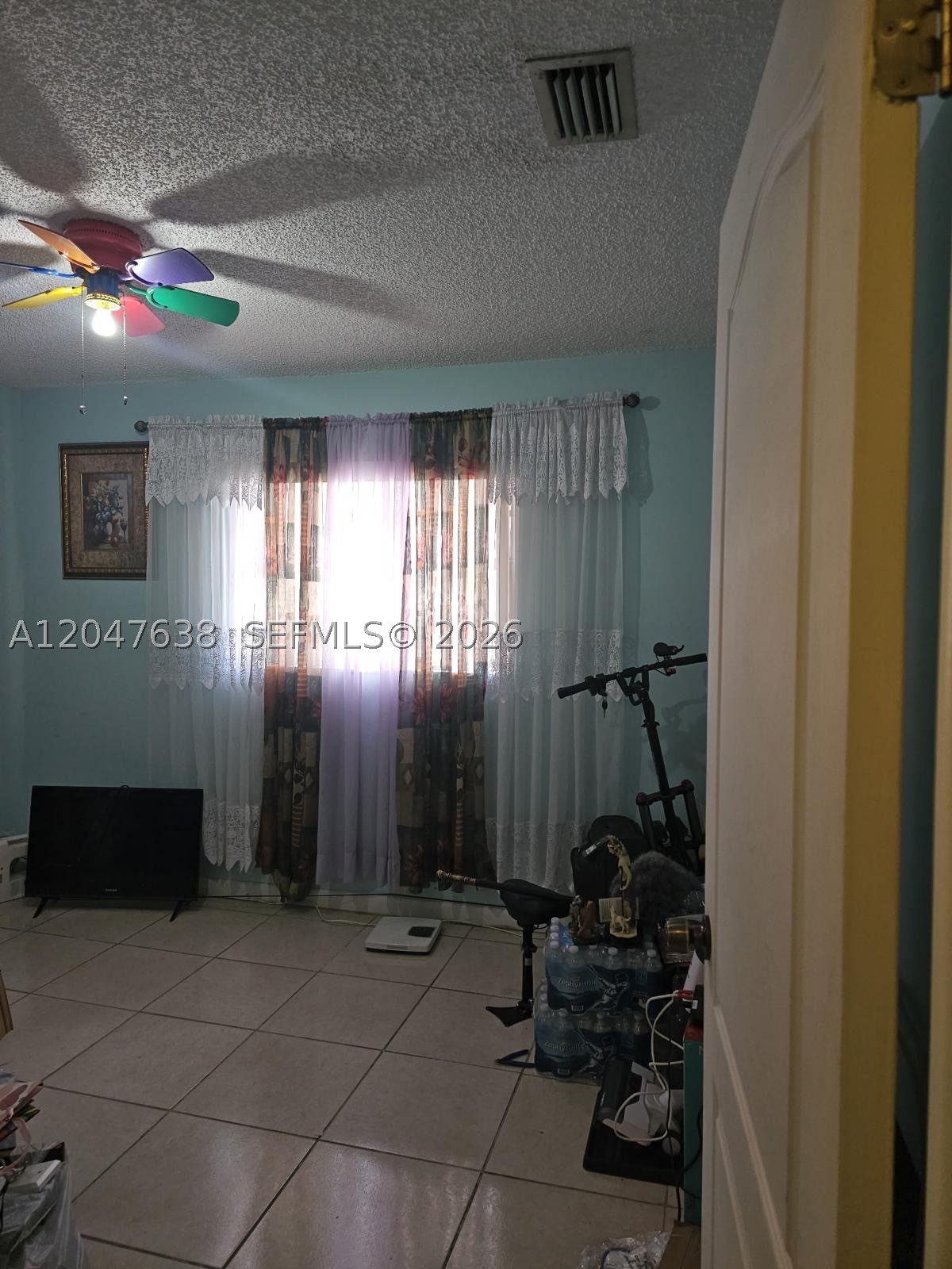 8805 NW 113th St, Hialeah Gardens FL 33018