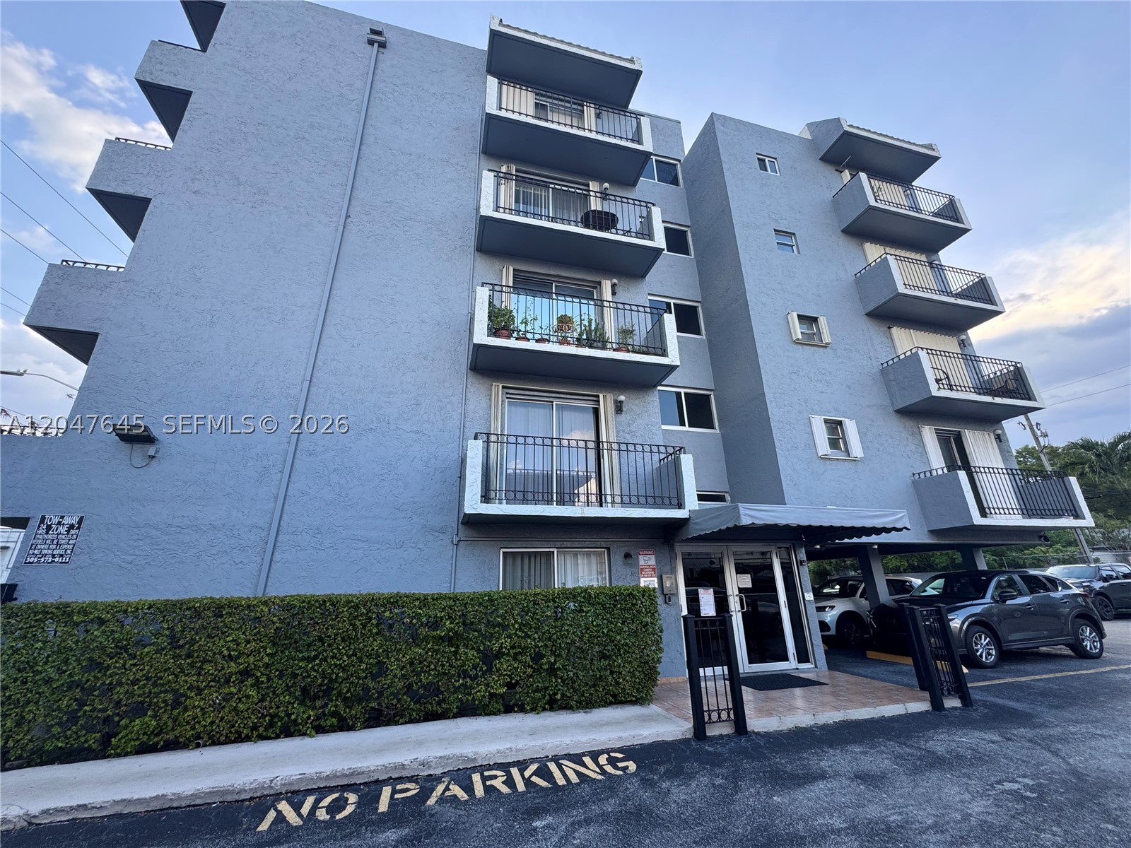 1933 SW 7th St #504, Miami FL 33135