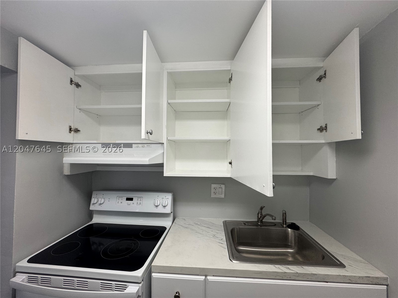 1933 SW 7th St #504, Miami FL 33135