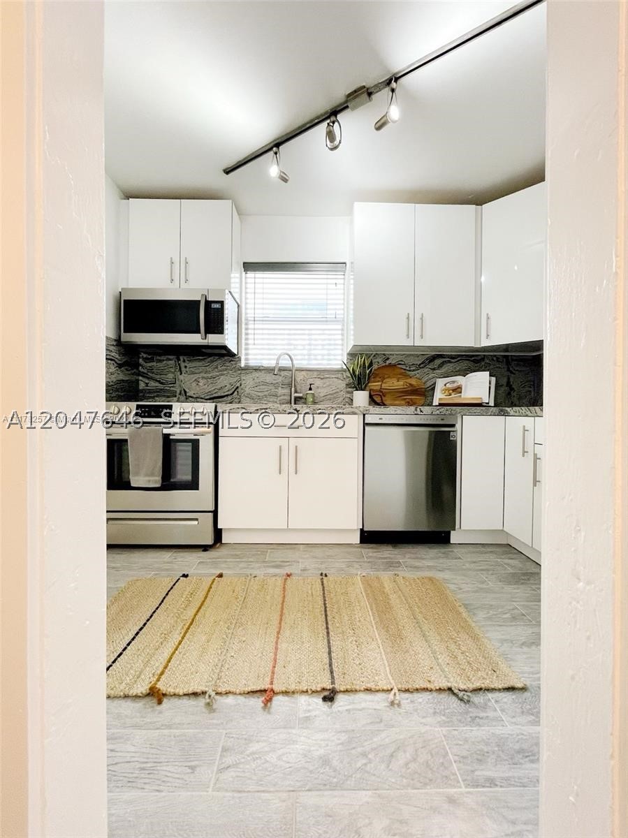 1040 Lenox Ave #1040, Miami Beach FL 33139