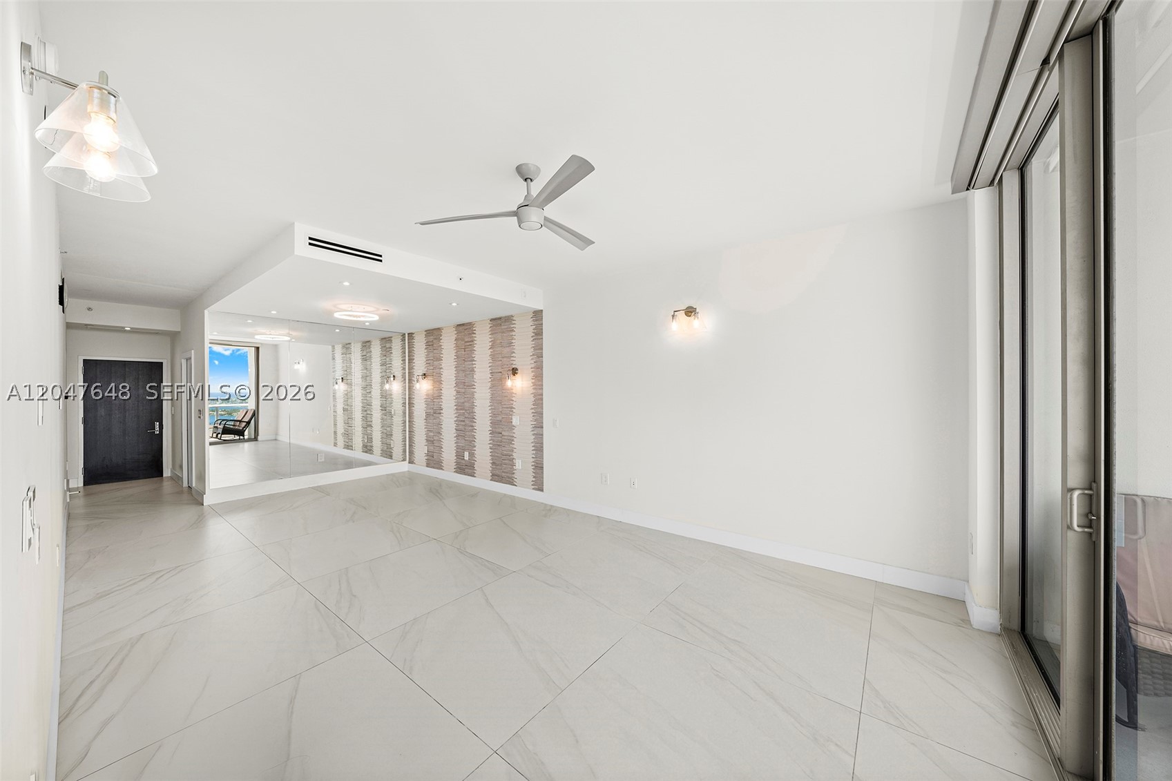 900 Biscayne Blvd #4202, Miami FL 33132