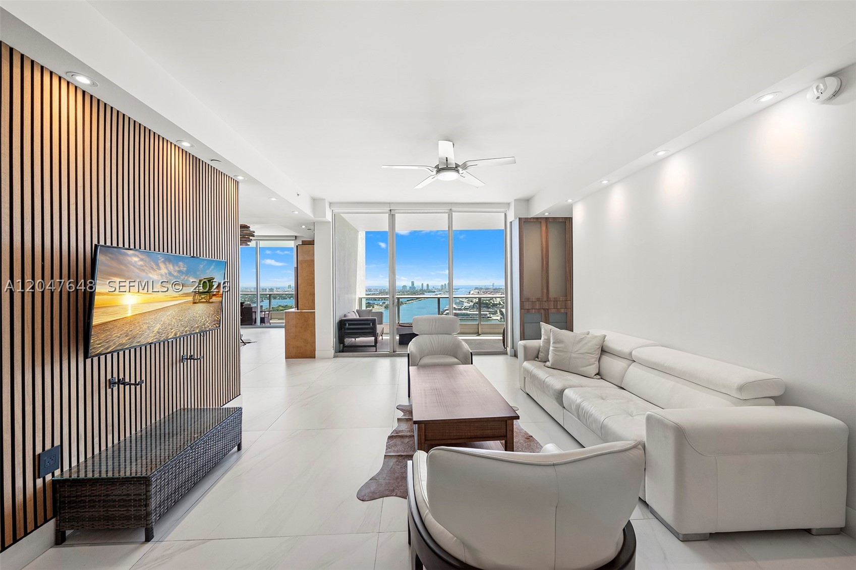 900 Biscayne Blvd #4202, Miami FL 33132