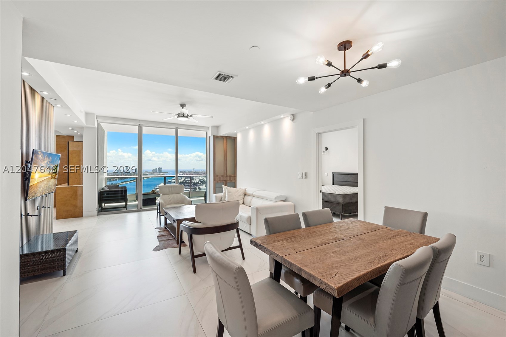 900 Biscayne Blvd #4202, Miami FL 33132